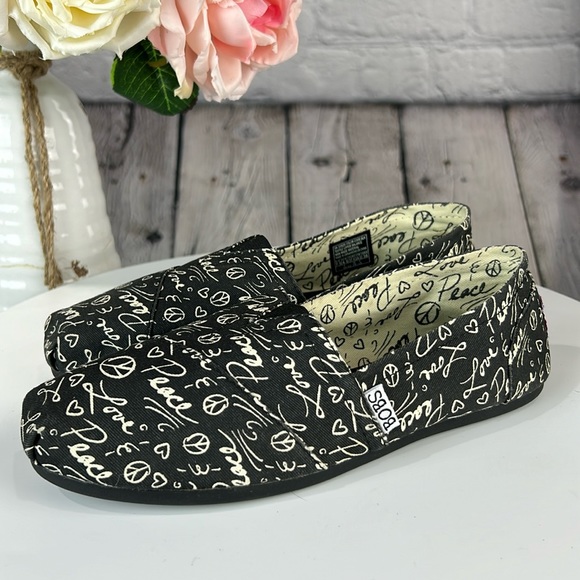 BOBS from Sketchers Black & Cream Peace & Love Canvas Arch Pillow Slip On Flats - Picture 1 of 17